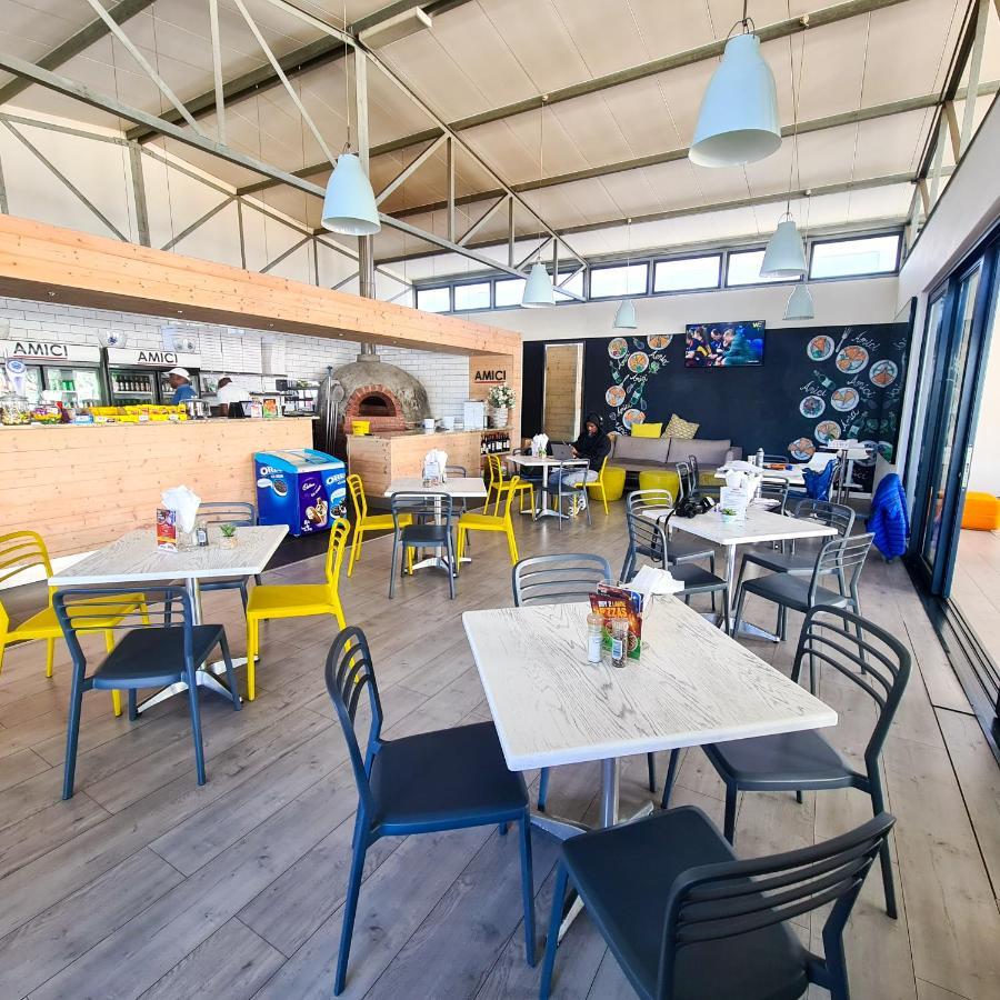 1a - Magical Oasis In Parklands
